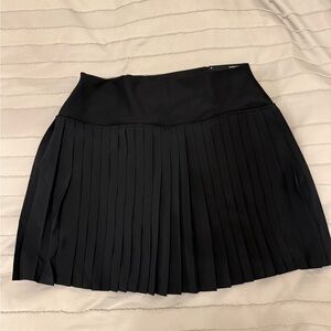 YPB Abercrombie & Fitch Pleated Women’s Athletic Tennis Skirt NWT MEDIUM ALO